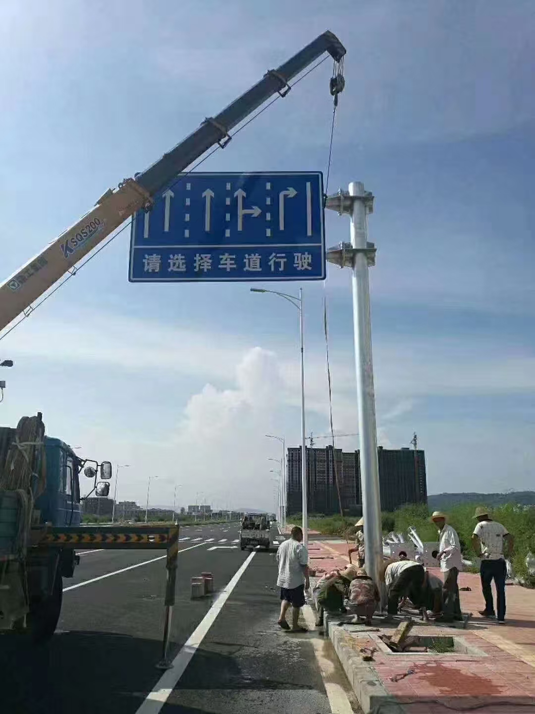 乐山市警示牌八角杆 - 方案